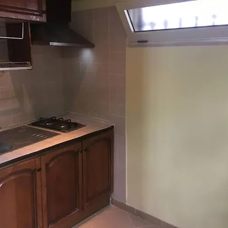 Monolocale Indipendente Con Barbecue *